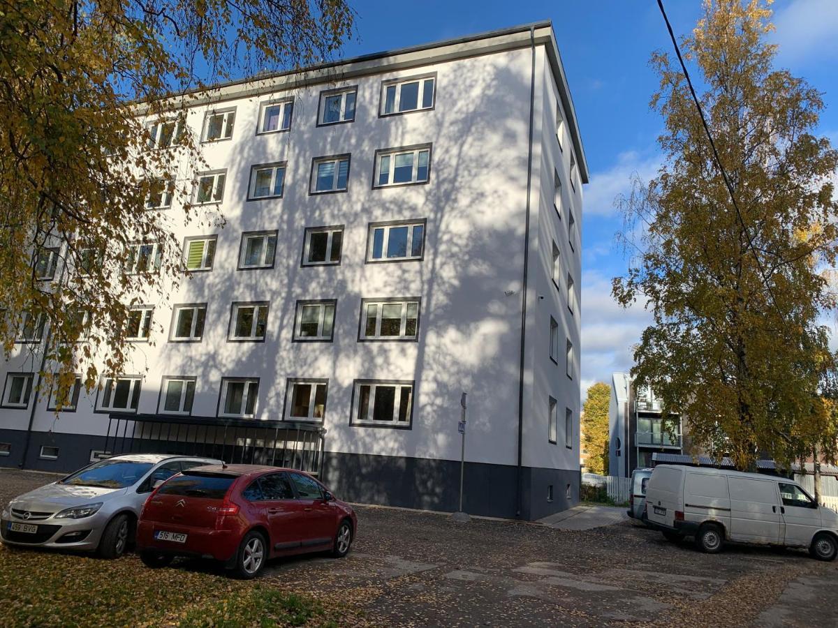 Uus 13B, Beautiful 3-Bedroom Apartment - 3 Big Beds Tartu Exteriér fotografie